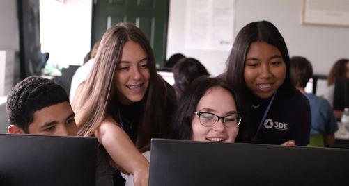 3DE students